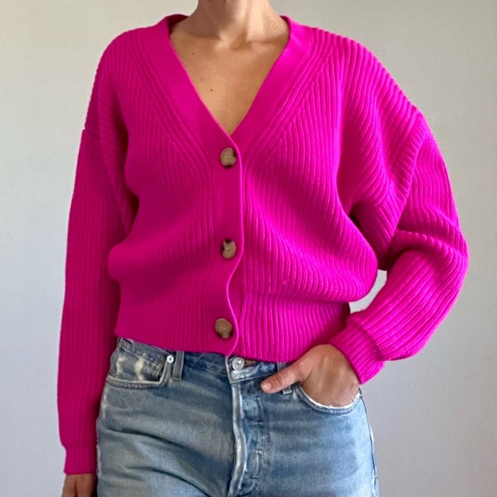 Zara Hot Pink Cropped Sweater